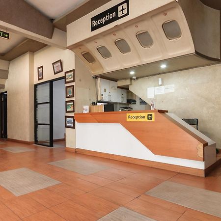 Reddoorz Near Mandaya Royal Hospital Puri Hotel Tangerang Luaran gambar