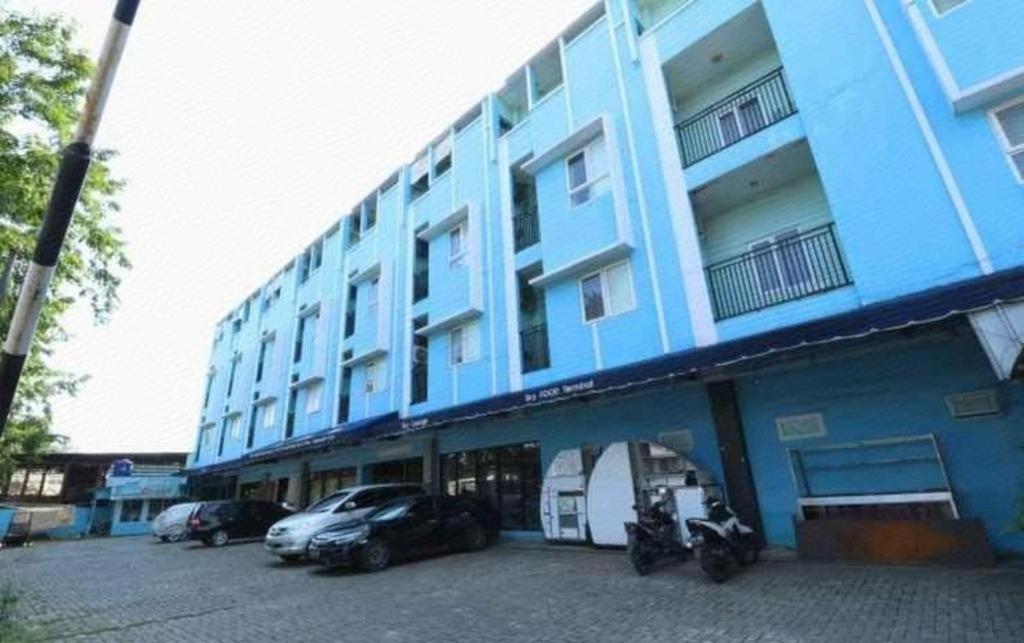 Reddoorz Near Mandaya Royal Hospital Puri Hotel Tangerang Luaran gambar